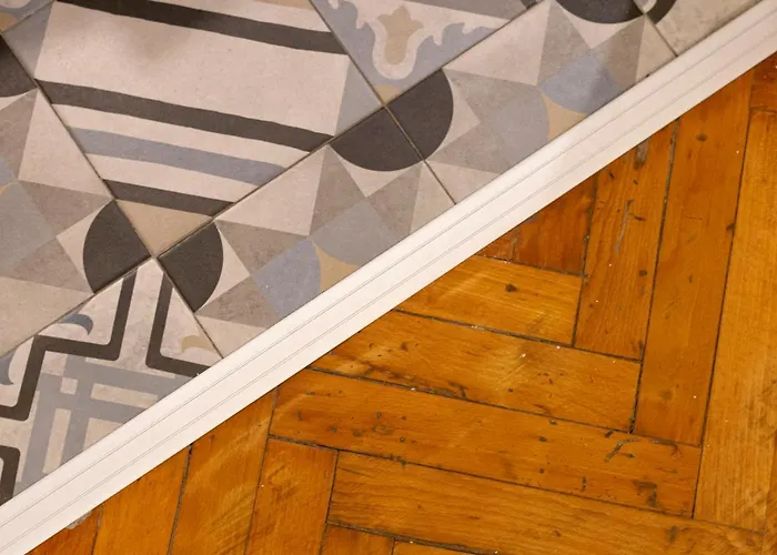 Daire Lovely Guest-room With Private Bathroom *