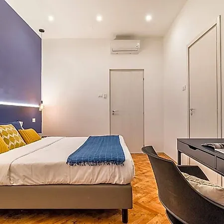 Appartement Lovely Guest-room With Private Bathroom Trieste