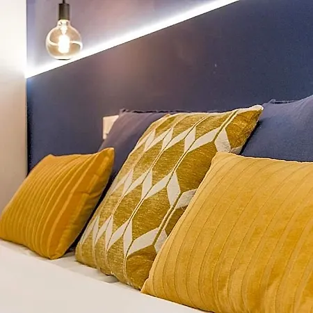 Lovely Guest-room With Private Bathroom Appartement