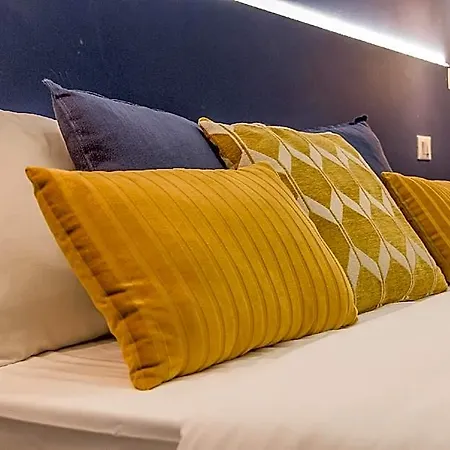 Lovely Guest-room With Private Bathroom Appartement *