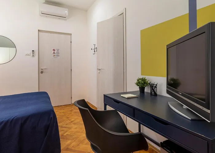 Appartement Lovely Guest-room With Private Bathroom